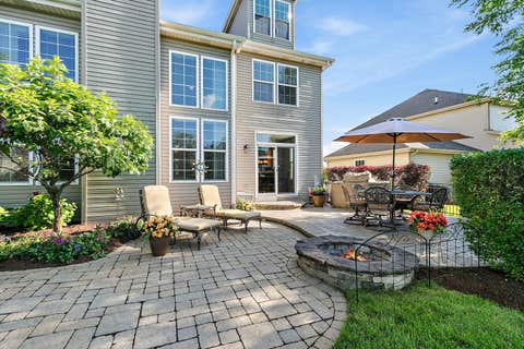 Tiny photo for 2700 Oak Drive, West Dundee, IL 60118 (MLS # 12674358)