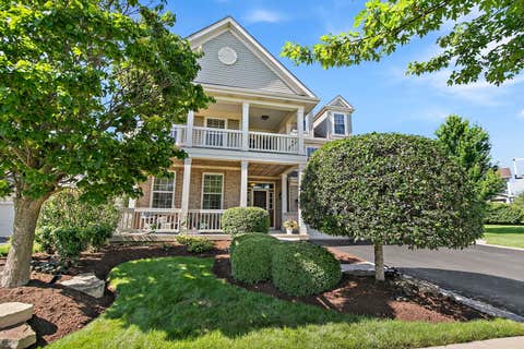 Tiny photo for 2700 Oak Drive, West Dundee, IL 60118 (MLS # 12674358)
