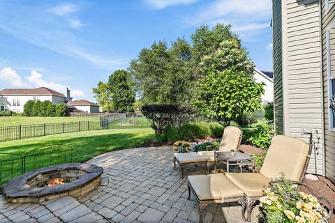 Tiny photo for 2700 Oak Drive, West Dundee, IL 60118 (MLS # 12674358)