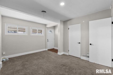 Tiny photo for 3139 W 1ST Street, Davenport, IA 52804 (MLS # QC4270090)