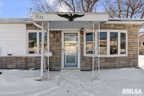 Tiny photo for 3139 W 1ST Street, Davenport, IA 52804 (MLS # QC4270090)