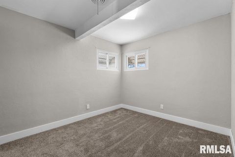 Tiny photo for 3139 W 1ST Street, Davenport, IA 52804 (MLS # QC4270090)