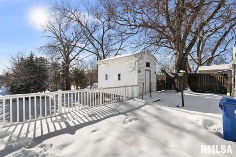 Tiny photo for 3139 W 1ST Street, Davenport, IA 52804 (MLS # QC4270090)