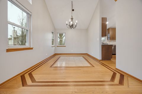 Tiny photo for 45 Brookshire Court, Aurora, IL 60502 (MLS # 12566977)