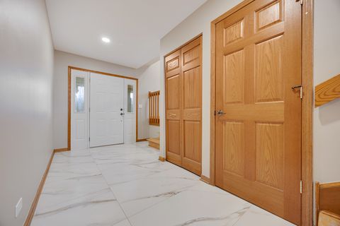 Tiny photo for 45 Brookshire Court, Aurora, IL 60502 (MLS # 12566977)