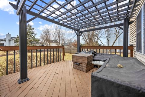 Tiny photo for 45 Brookshire Court, Aurora, IL 60502 (MLS # 12566977)