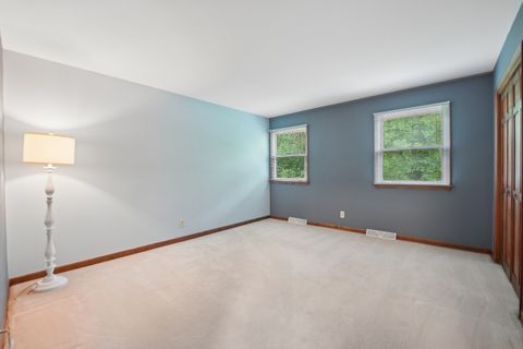 Tiny photo for 3202 Springbrook Road, Crystal Lake, IL 60012 (MLS # 12668527)