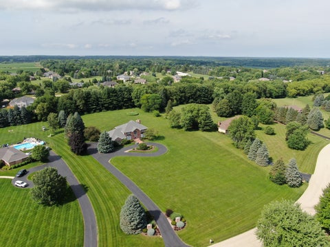 Tiny photo for 520 Schauer Lane, Rockford, IL 61107 (MLS # 12700387)