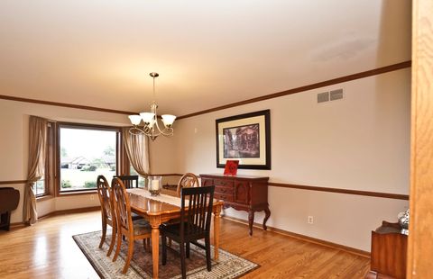 Tiny photo for 520 Schauer Lane, Rockford, IL 61107 (MLS # 12700387)