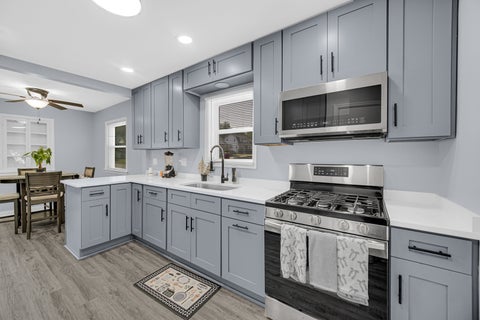 Tiny photo for 702 N Independence Avenue, Rockford, IL 61101 (MLS # 12720425)