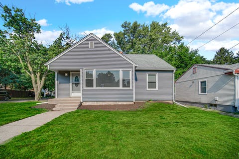 Photo of 702 N Independence Avenue, Rockford, IL 61101 (MLS # 12720425)