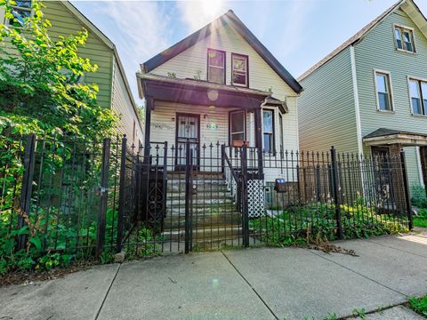 Tiny photo for 5225 S Wood Street, Chicago, IL 60609 (MLS # 12591632)