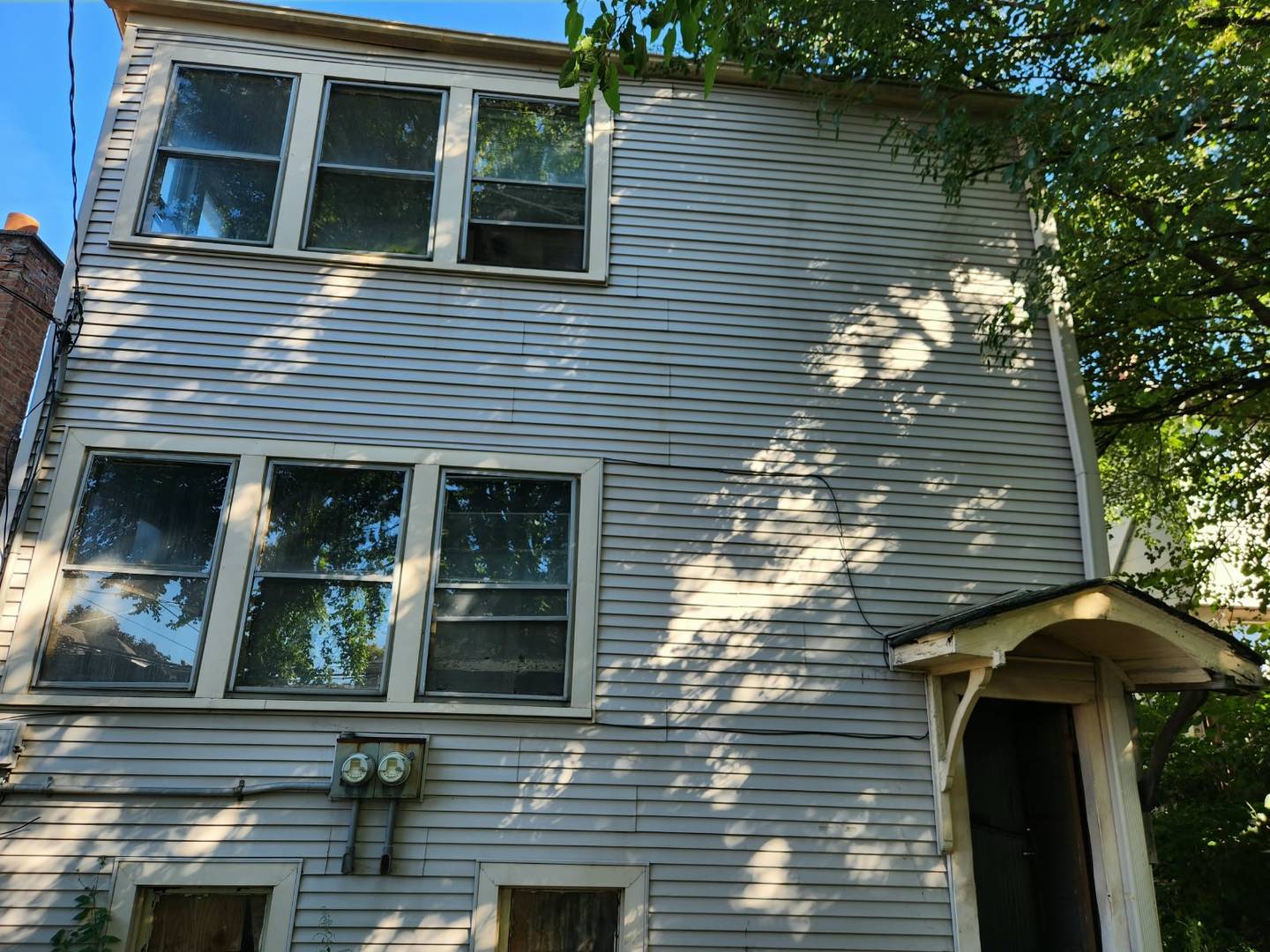 2622 S 60th Court