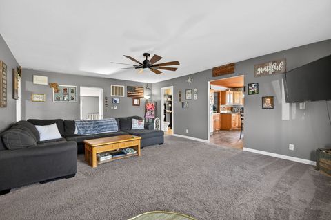 Tiny photo for 911 E Washington Street, Morris, IL 60450 (MLS # 12595056)