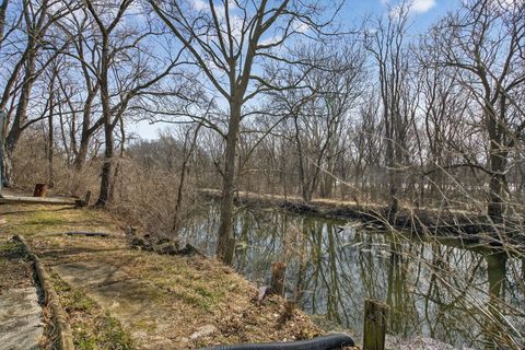 Tiny photo for 911 E Washington Street, Morris, IL 60450 (MLS # 12595056)