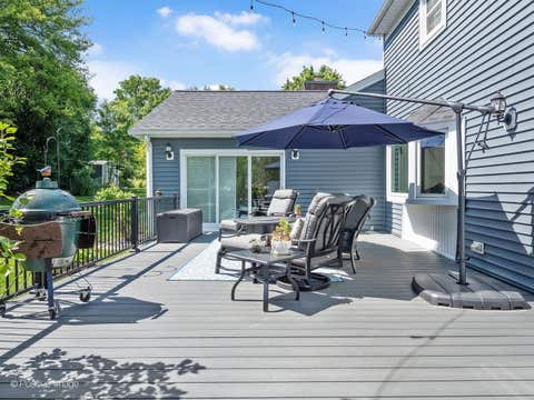 Tiny photo for 1525 Almond Court, Downers Grove, IL 60515 (MLS # 12646231)