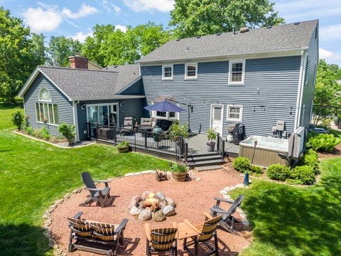Tiny photo for 1525 Almond Court, Downers Grove, IL 60515 (MLS # 12646231)