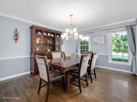 Tiny photo for 1525 Almond Court, Downers Grove, IL 60515 (MLS # 12646231)