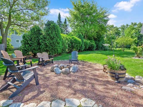 Tiny photo for 1525 Almond Court, Downers Grove, IL 60515 (MLS # 12646231)