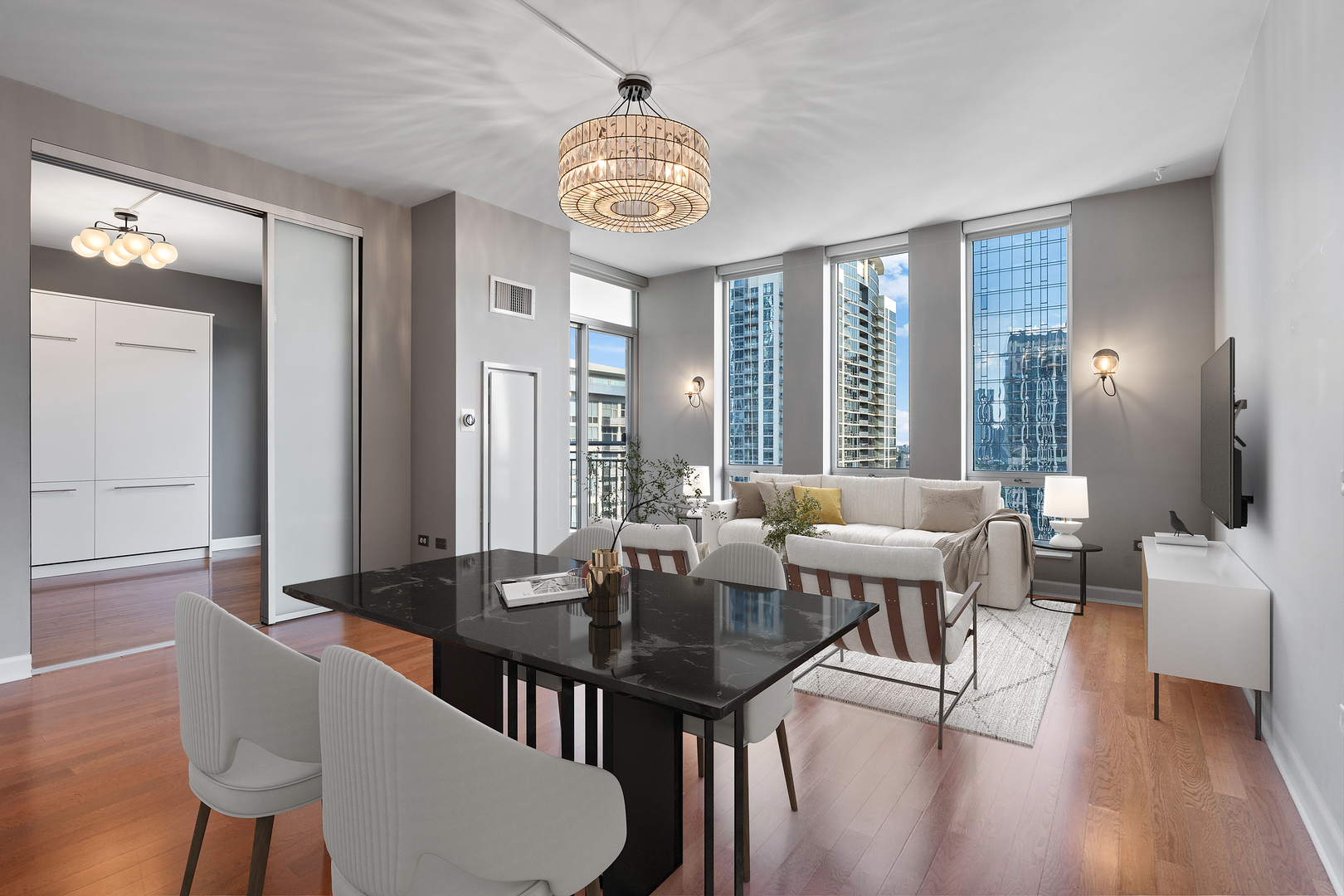 1250 S MICHIGAN Avenue 2204
