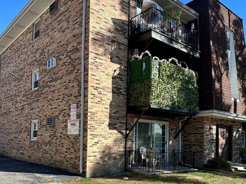 Tiny photo for 7008 Oconnell Drive #201, Chicago Ridge, IL 60415 (MLS # 12636950)