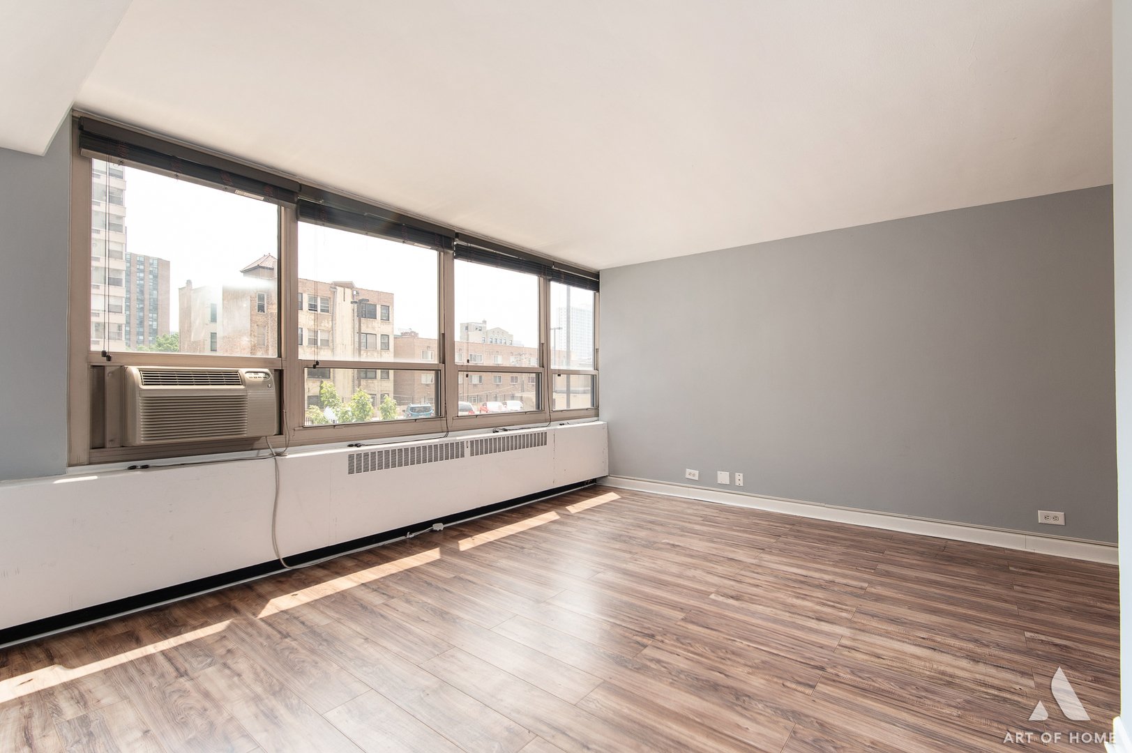 3950 N Lake Shore Drive 327