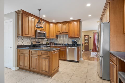 Tiny photo for 23w531 W Walnut Street, Roselle, IL 60172 (MLS # 12750939)