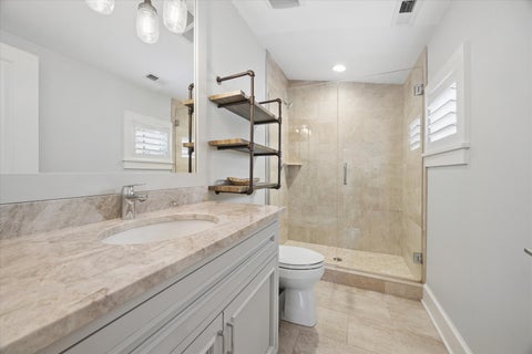 Tiny photo for 211 S Monroe Street, Hinsdale, IL 60521 (MLS # 12654280)