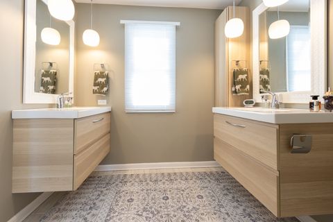 Tiny photo for 3025 FOX Court, Crystal Lake, IL 60012 (MLS # 12555465)