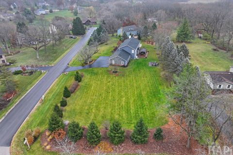 Tiny photo for 3025 FOX Court, Crystal Lake, IL 60012 (MLS # 12555465)