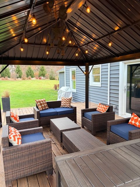 Tiny photo for 3025 FOX Court, Crystal Lake, IL 60012 (MLS # 12555465)