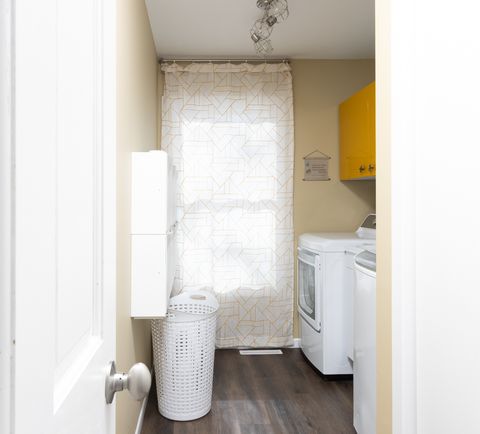 Tiny photo for 3025 FOX Court, Crystal Lake, IL 60012 (MLS # 12555465)