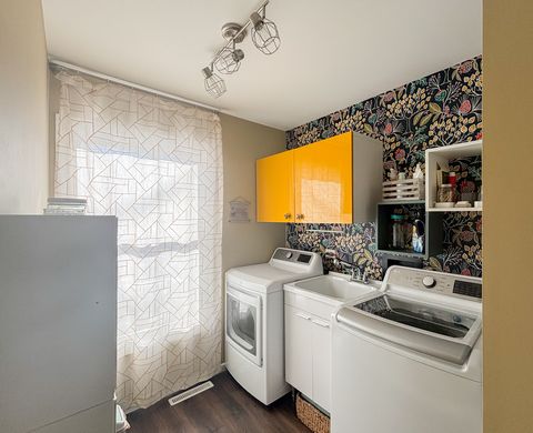 Tiny photo for 3025 FOX Court, Crystal Lake, IL 60012 (MLS # 12555465)