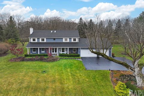 Tiny photo for 3025 FOX Court, Crystal Lake, IL 60012 (MLS # 12555465)