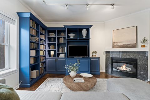 Tiny photo for 1043 W SCHOOL Street #207, Chicago, IL 60657 (MLS # 12621162)