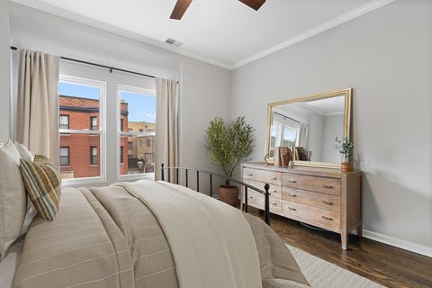 Tiny photo for 1043 W SCHOOL Street #207, Chicago, IL 60657 (MLS # 12621162)