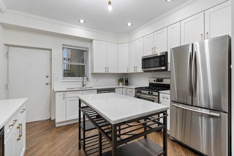 Tiny photo for 1043 W SCHOOL Street #207, Chicago, IL 60657 (MLS # 12621162)