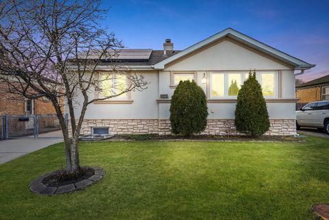 Tiny photo for 9016 Marmora Avenue, Morton Grove, IL 60053 (MLS # 12530510)