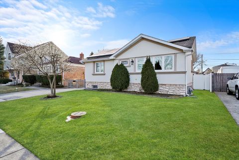 Tiny photo for 9016 Marmora Avenue, Morton Grove, IL 60053 (MLS # 12530510)
