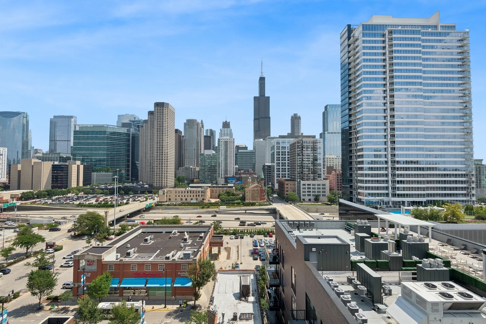 125 S GREEN Street 1205A