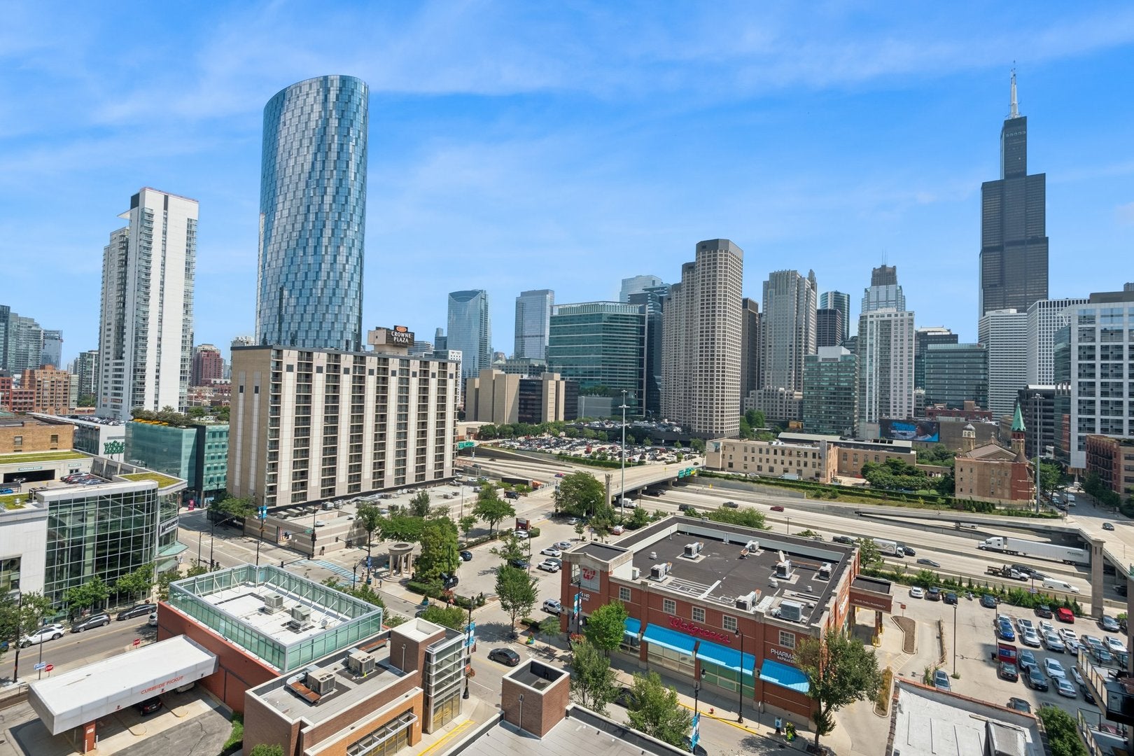 125 S GREEN Street 1205A