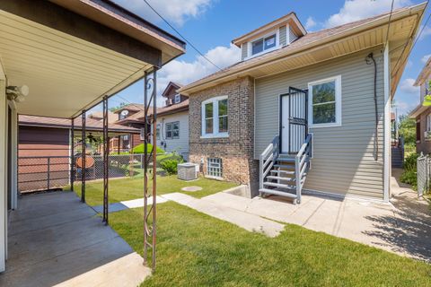 Tiny photo for 8510 S Blackstone Avenue, Chicago, IL 60619 (MLS # 12493248)
