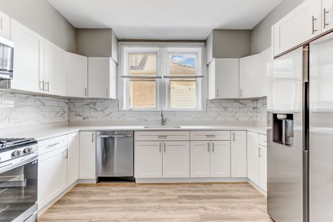 Tiny photo for 8510 S Blackstone Avenue, Chicago, IL 60619 (MLS # 12493248)