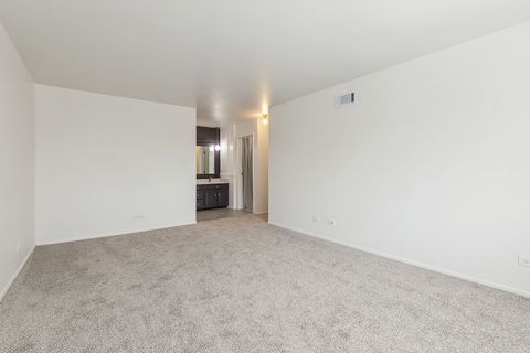 Tiny photo for 2301 183rd Street #401, Homewood, IL 60430 (MLS # 12572251)