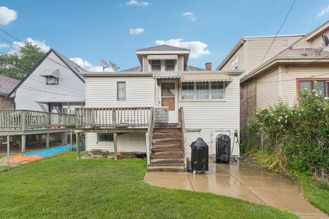 Tiny photo for 1440 Cuyler Avenue, Berwyn, IL 60402 (MLS # 12468057)