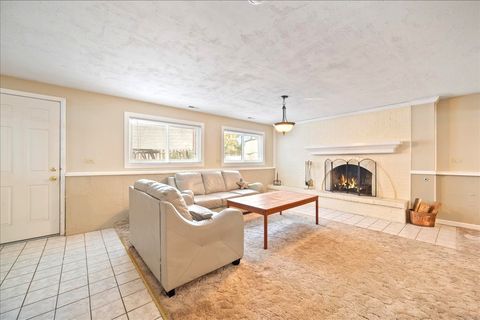 Tiny photo for 1110 Hunter Street, Lombard, IL 60148 (MLS # 12514125)