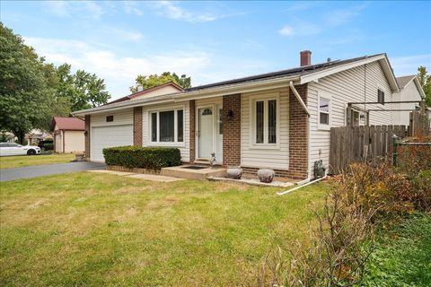 Tiny photo for 1110 Hunter Street, Lombard, IL 60148 (MLS # 12514125)