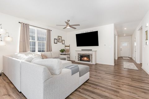 Tiny photo for 14731 S Azalia Circle, Plainfield, IL 60544 (MLS # 12499009)