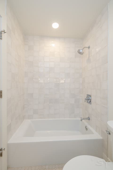 Tiny photo for 406 Franklin Avenue #1B, River Forest, IL 60305 (MLS # 12719858)
