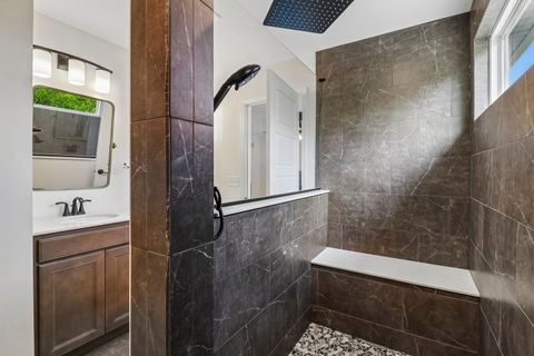 Tiny photo for 8 Liam Court, Algonquin, IL 60102 (MLS # 12635428)